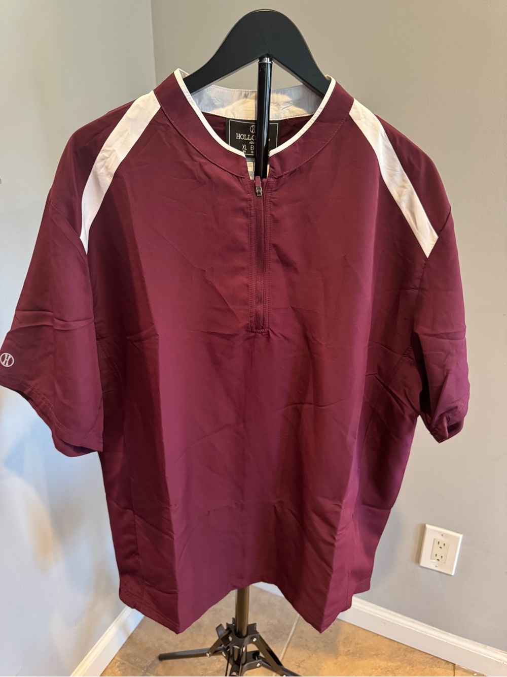 Unbelievable deal Holloway Clubhouse Pullover Jacket Maroon/White NWT